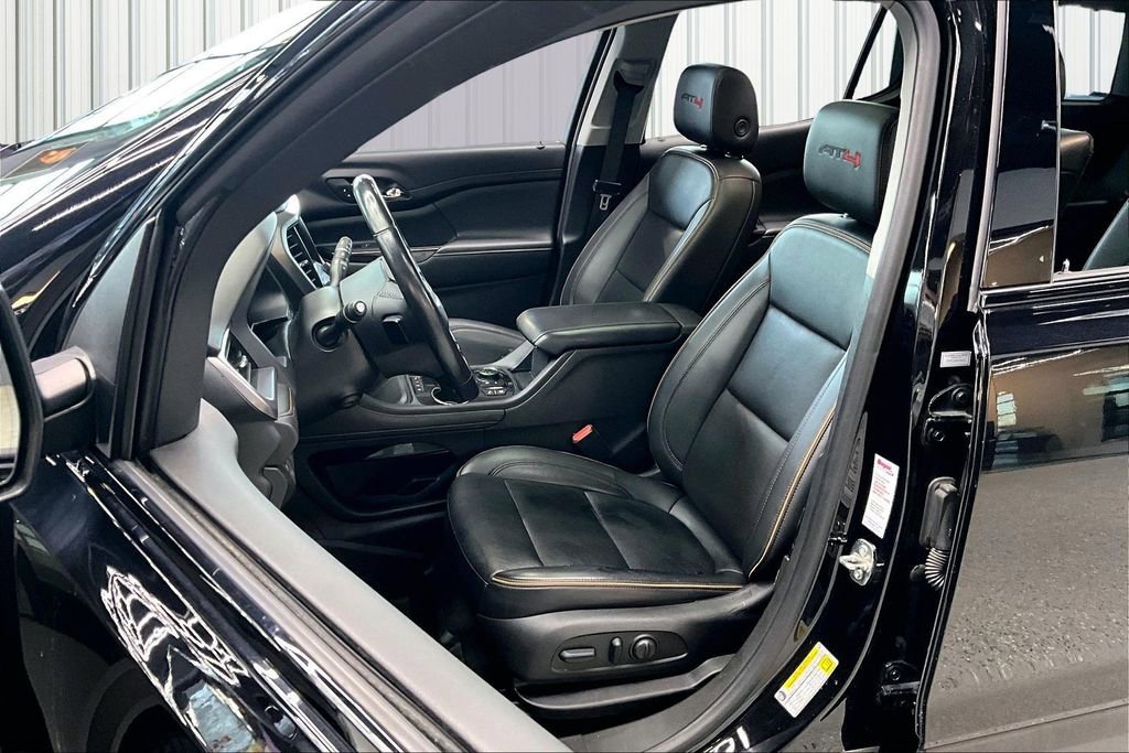 Used 2022 GMC Acadia AT4 w/ GMC Pro Grade Package AWD/4WD image 21