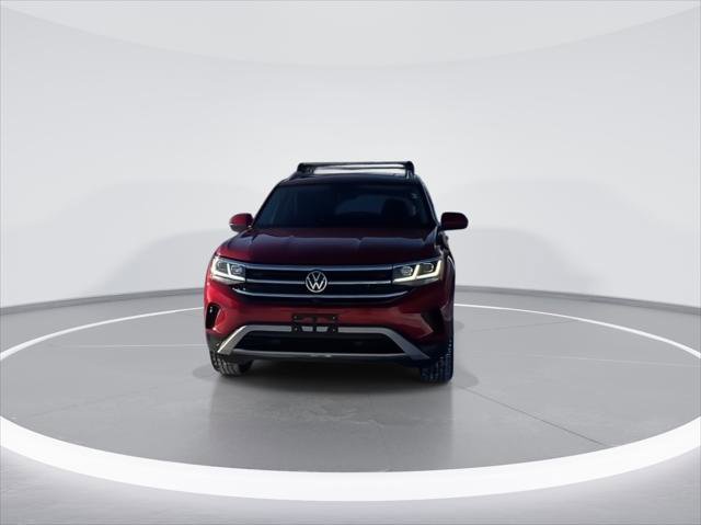 Certified 2021 Volkswagen Atlas SEL Premium image 3