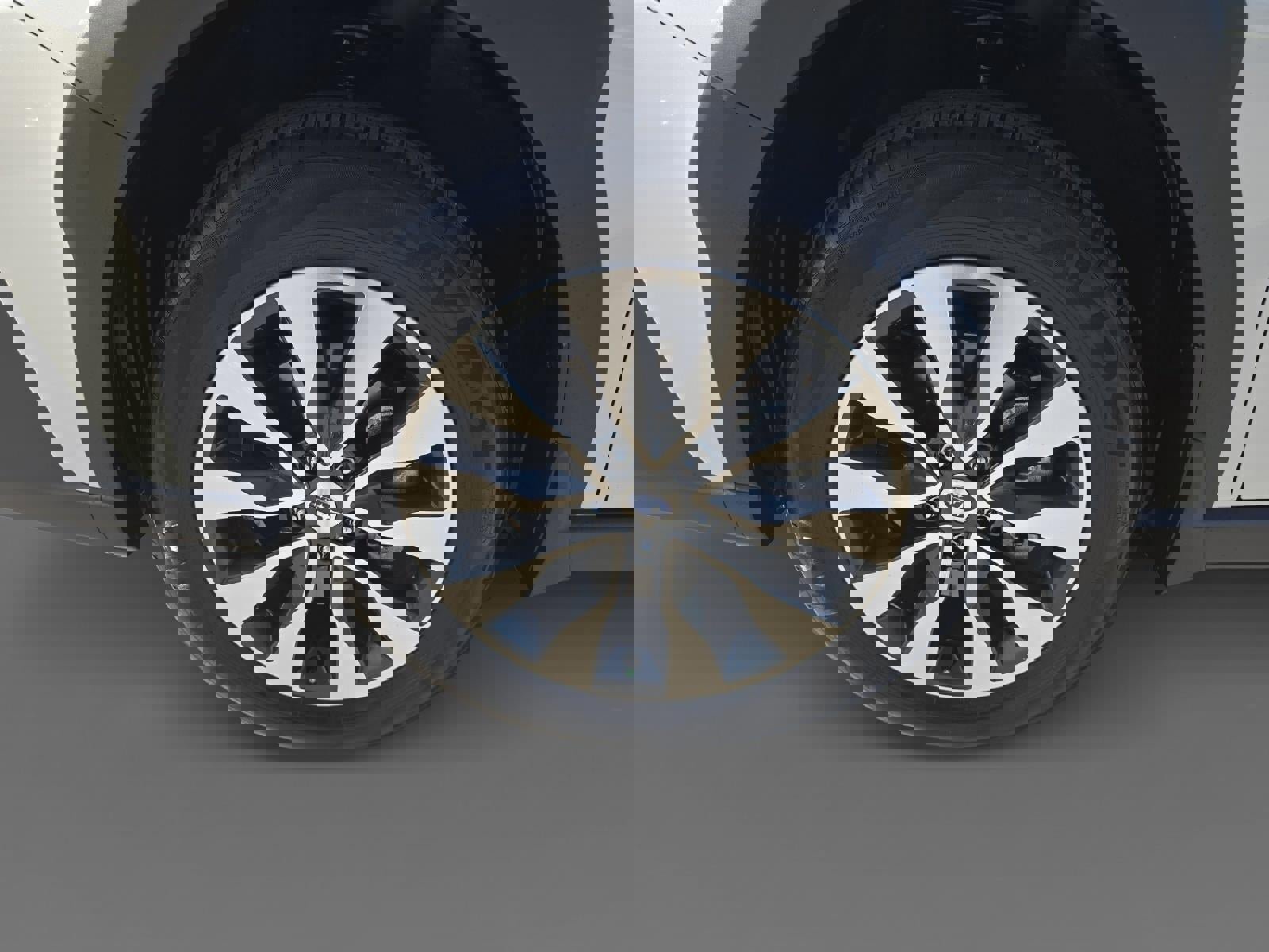 Used 2023 Subaru Outback Touring XT image 9