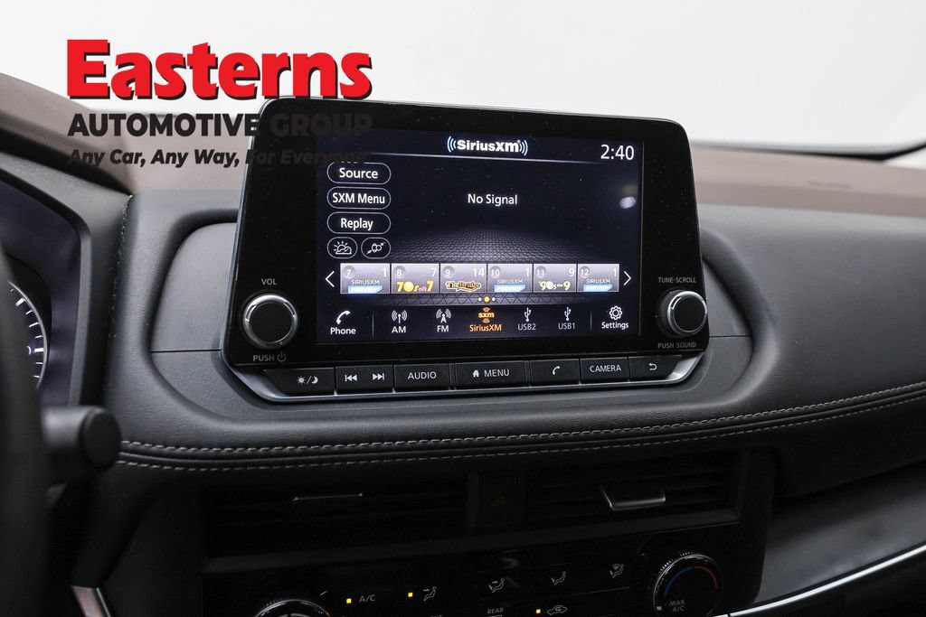Used 2023 Nissan Rogue S AWD/4WD image 19