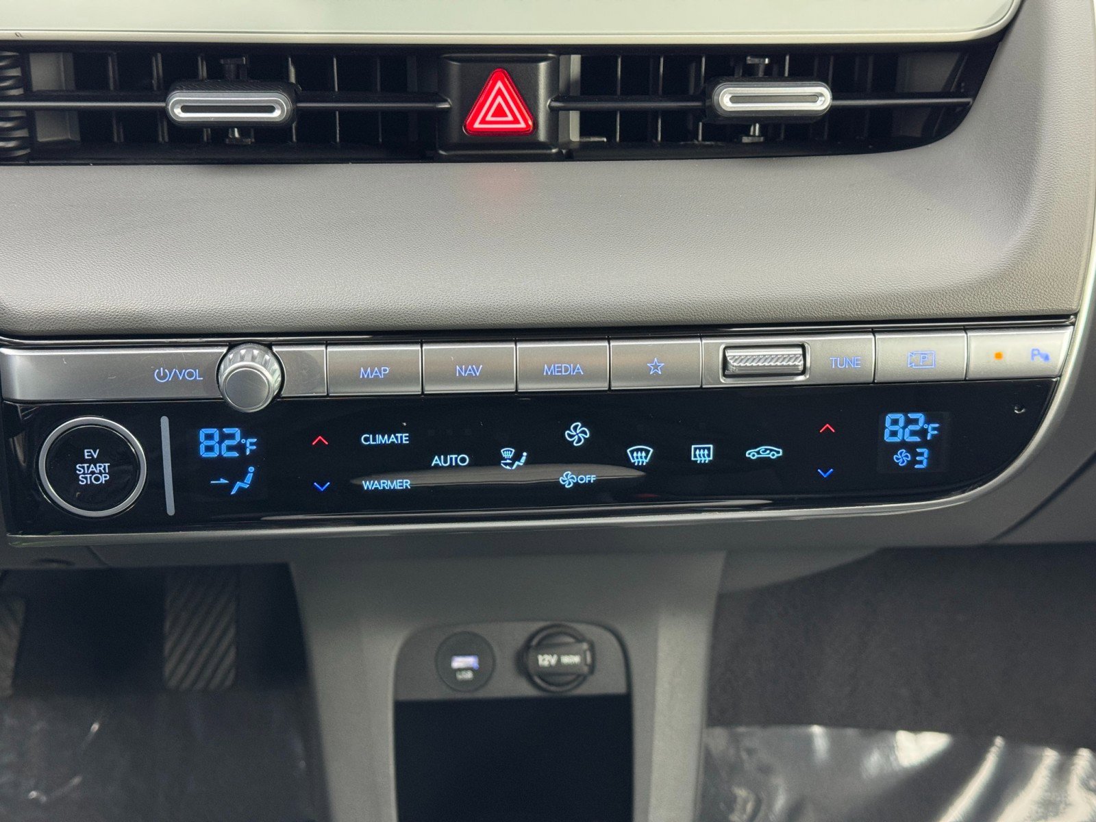 Used 2024 Hyundai Ioniq 5 SEL image 27