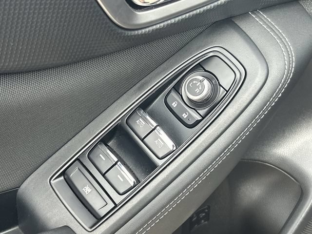 Used 2020 Subaru Forester Premium AWD/4WD image 24