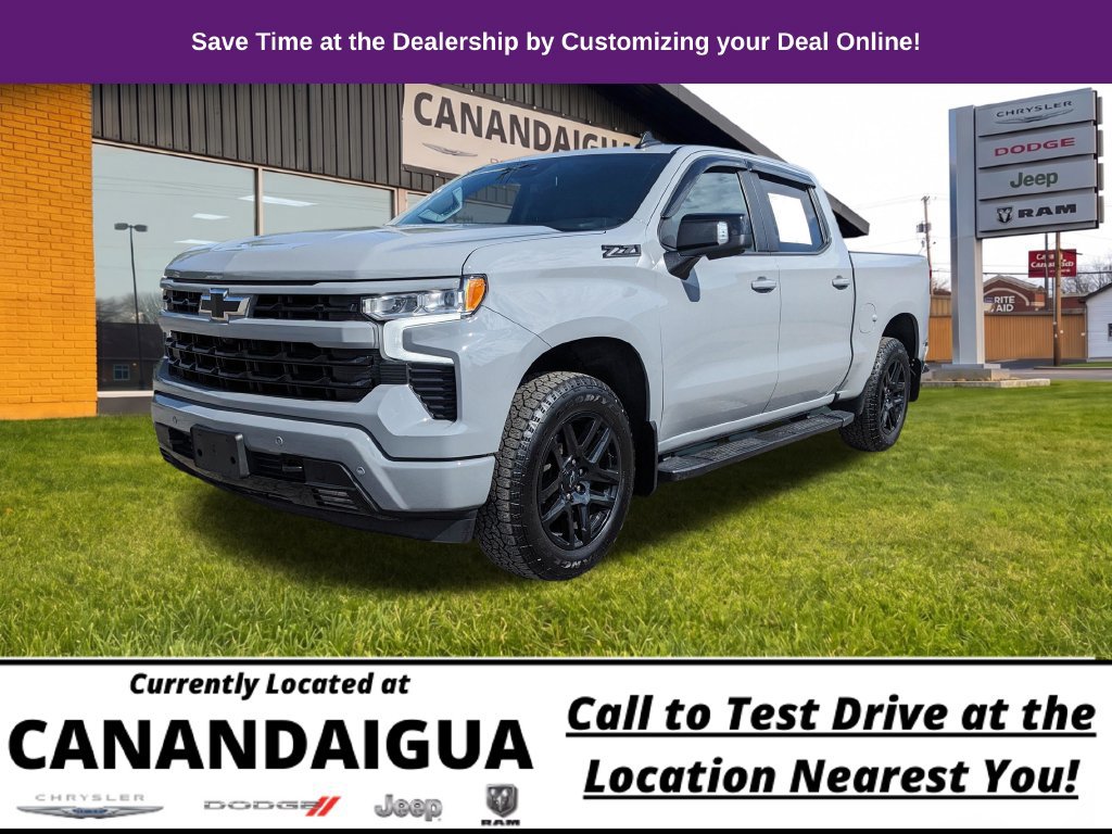Used 2025 Chevrolet Silverado 1500 RST AWD/4WD image 4
