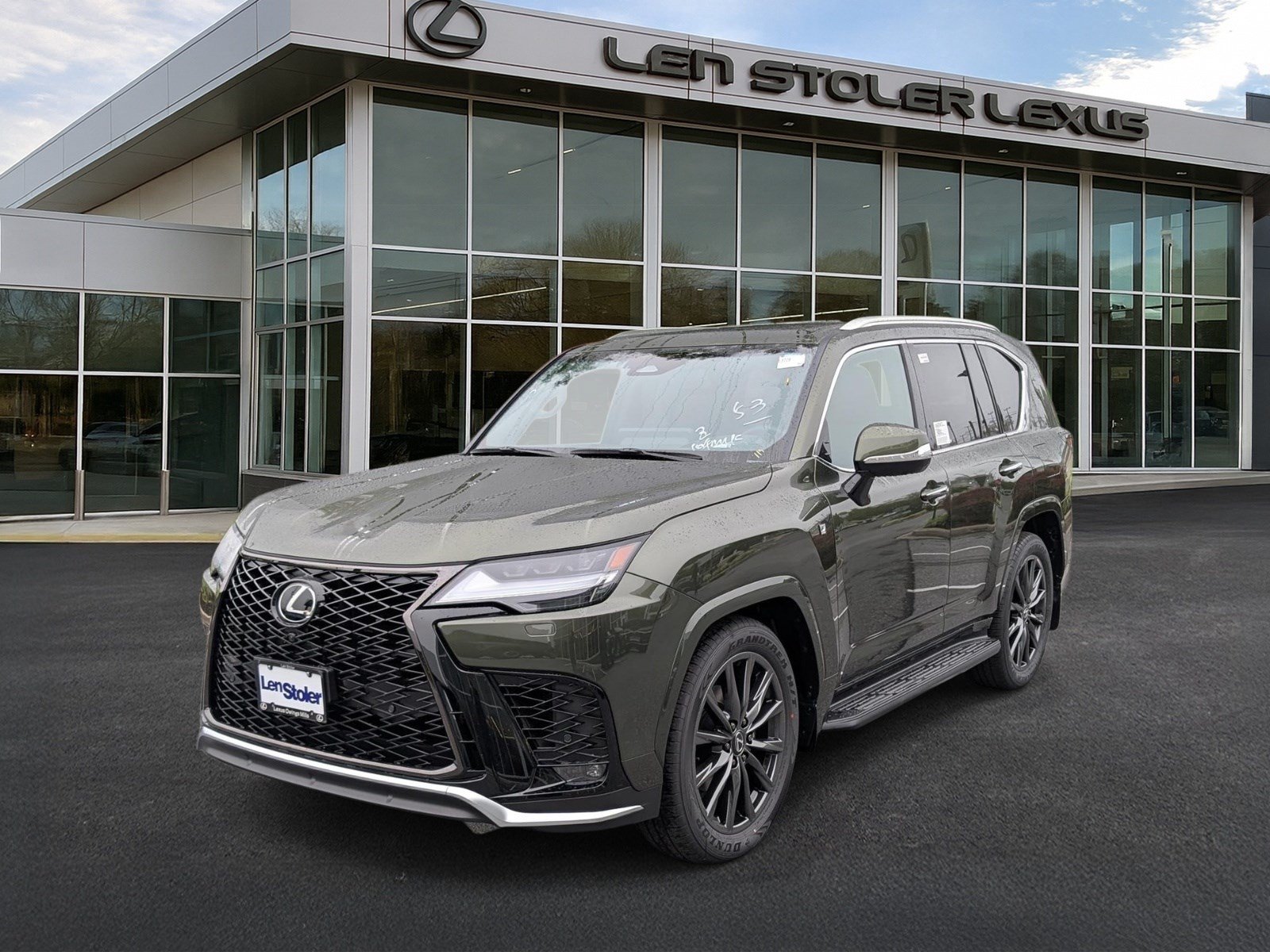 New 2026 Lexus LX 600 F Sport w/ Accessory Package (2T) AWD/4WD image 4