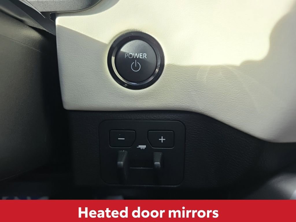 Used 2025 Toyota Sequoia Capstone image 35