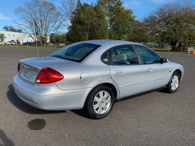 Used 2003 Ford Taurus SEL image 12