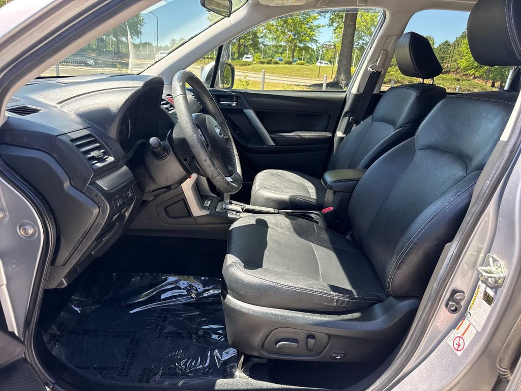 Used 2015 Subaru Forester 2.5i Limited AWD/4WD image 12