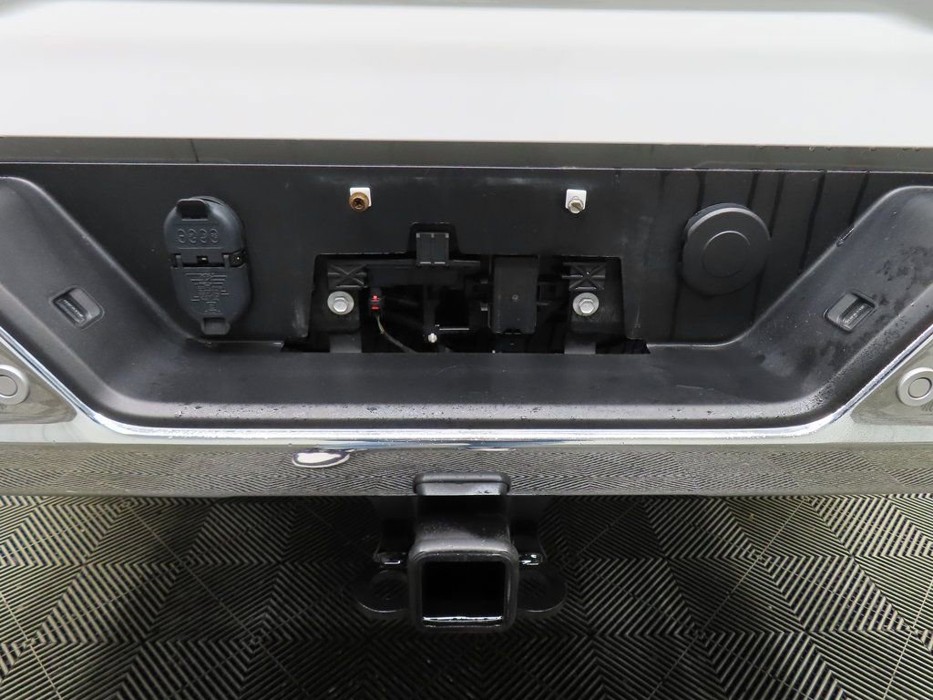 Used 2024 GMC Sierra 3500 SLE w/ SLE Convenience Package image 41