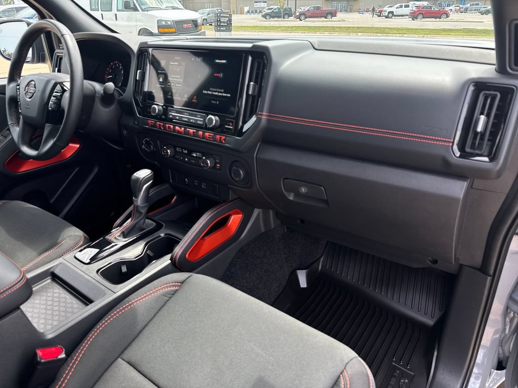 Used 2025 Nissan Frontier PRO-4X w/ Interior Protection Package AWD/4WD image 33