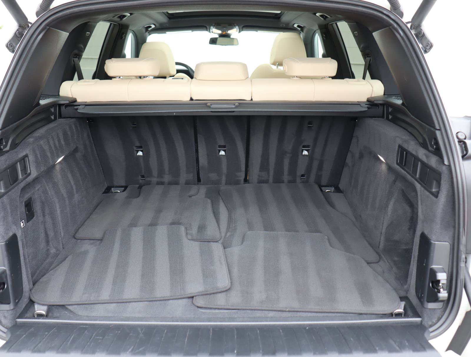 Used 2021 BMW X5 sDrive40i w/ Premium Package image 8