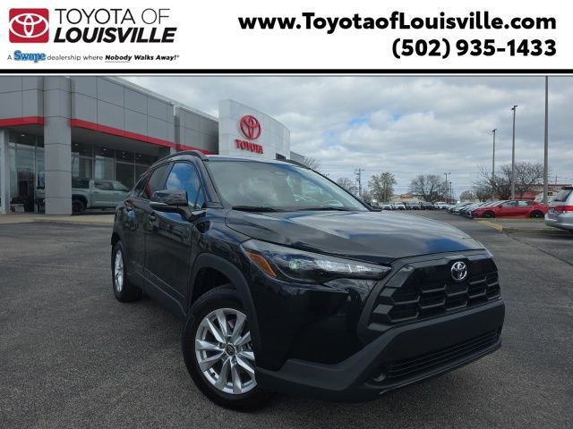 Used 2026 Toyota Corolla Cross LE w/ Black Badges Package (TMS) video 1