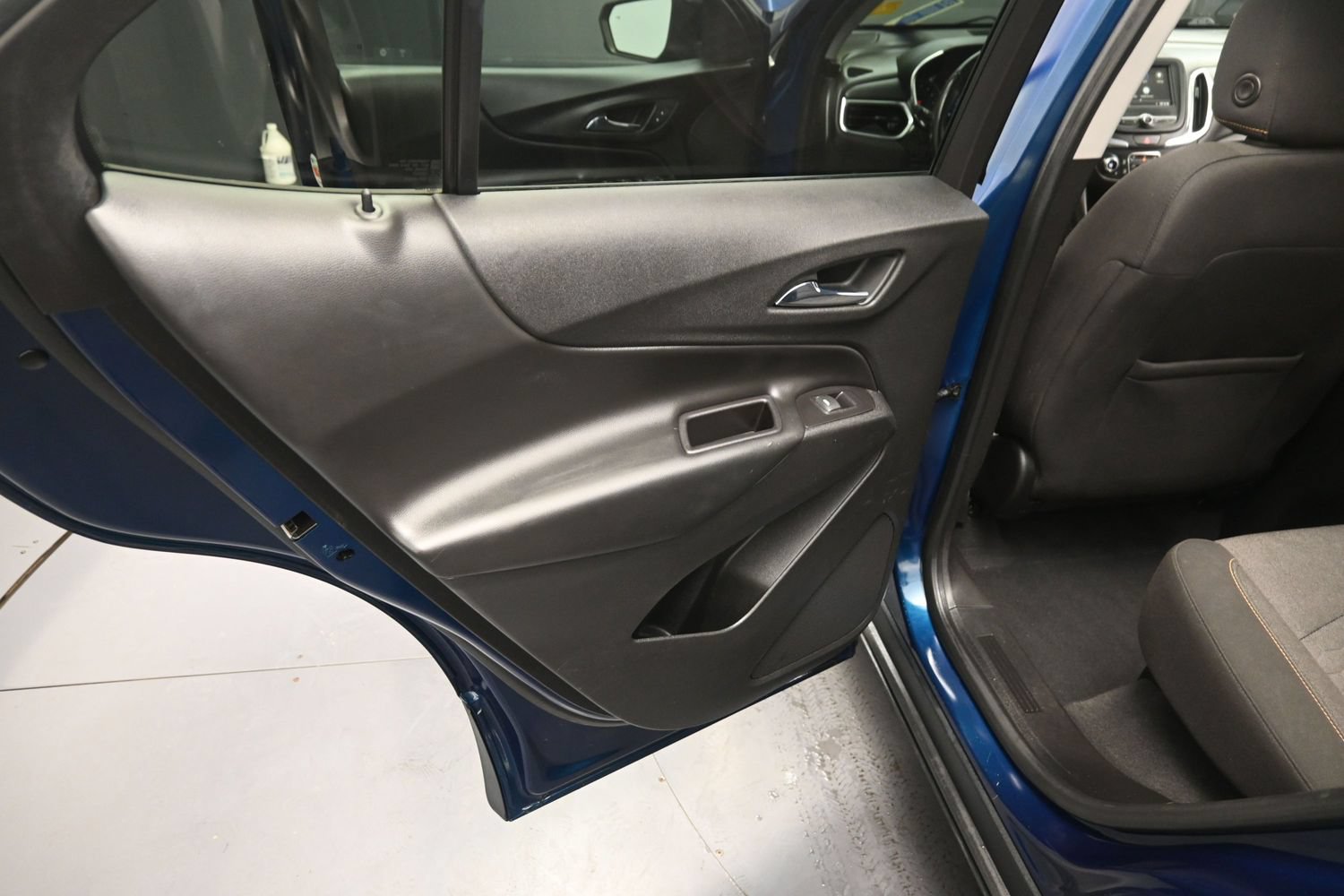 Used 2019 Chevrolet Equinox LT AWD/4WD image 38