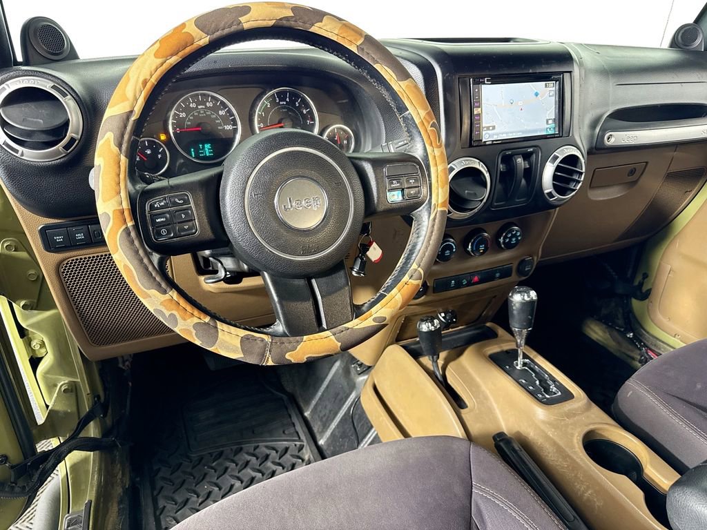 Used 2013 Jeep Wrangler Rubicon w/ PWR Convenience Group AWD/4WD image 21