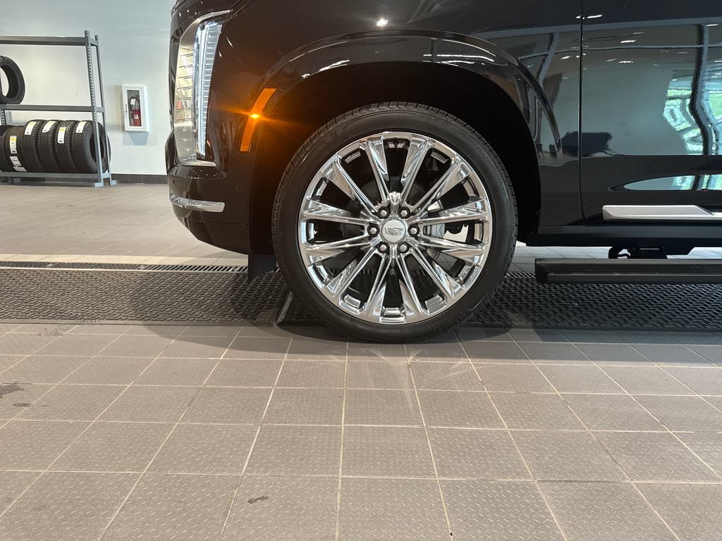 New 2026 Cadillac Escalade ESV Platinum Luxury w/ LPO, Radiant Package AWD/4WD image 10