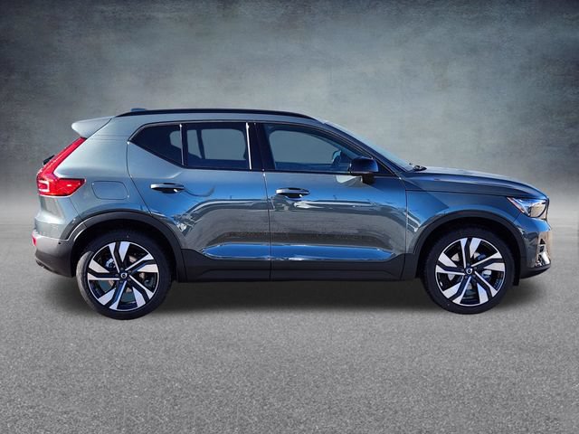 New 2026 Volvo XC40 B5 Ultra w/ Climate Package AWD/4WD image 8