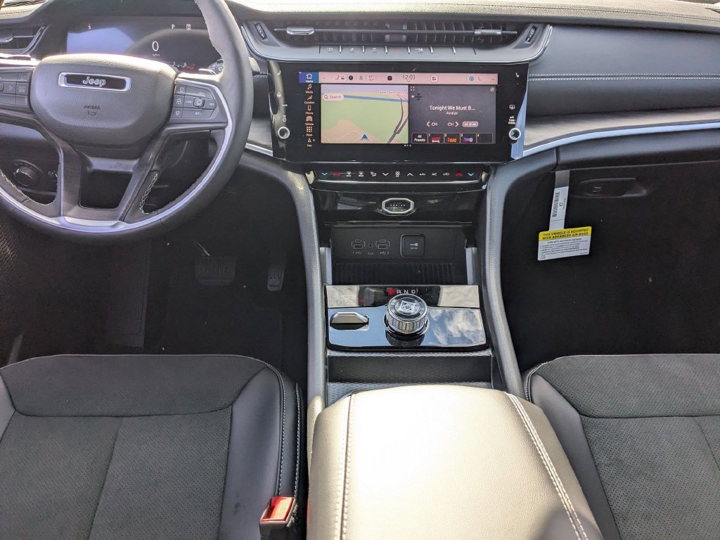 New 2026 Jeep Grand Cherokee Altitude AWD/4WD image 24