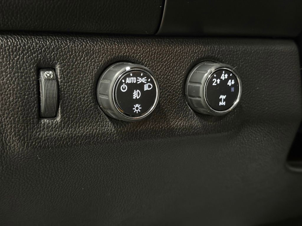 Used 2016 Chevrolet Colorado LT image 28