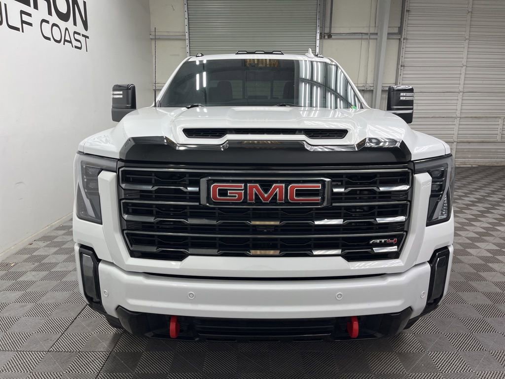 Used 2024 GMC Sierra 2500 AT4 w/ AT4 Premium Plus Package image 9