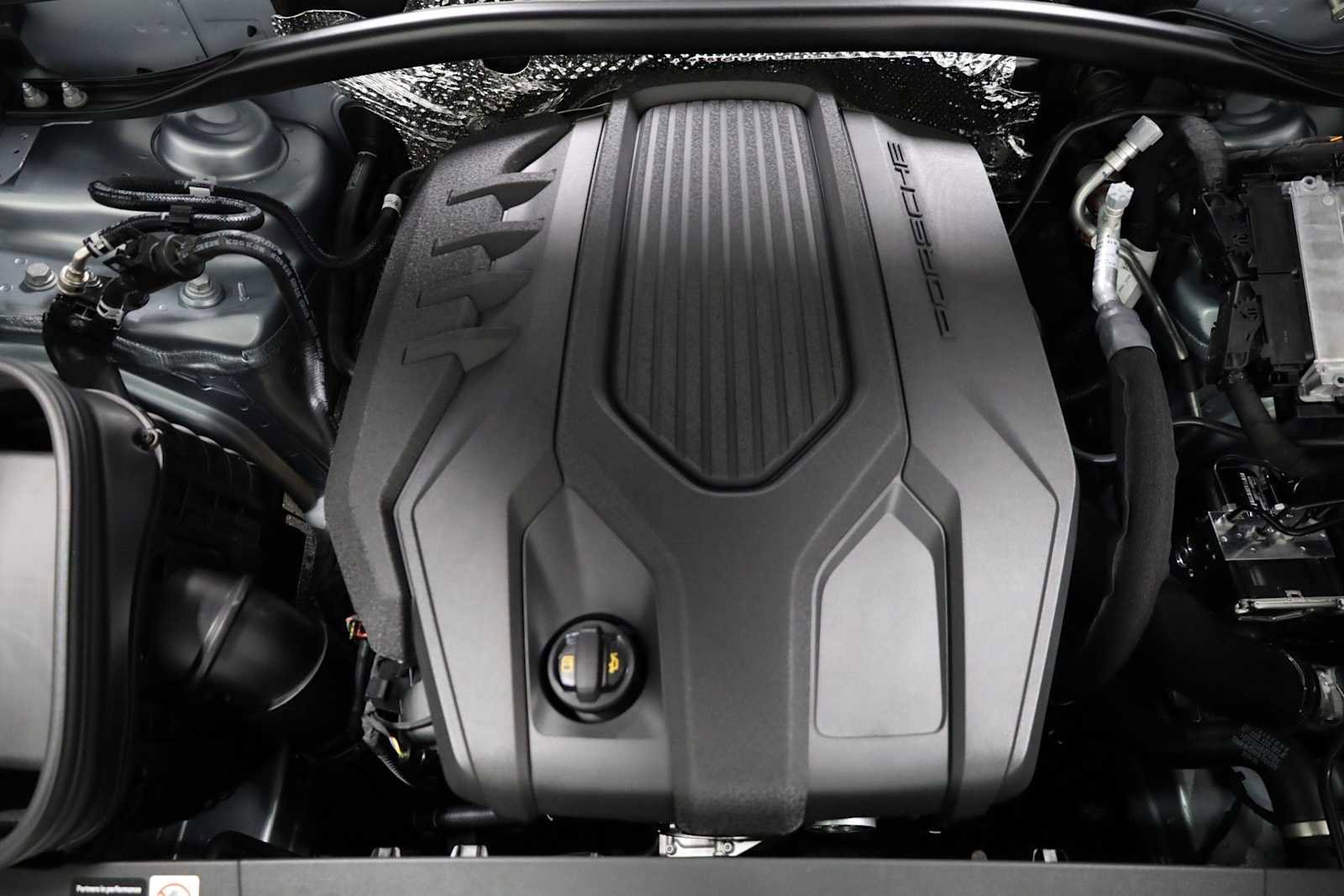 New 2026 Porsche Macan image 42