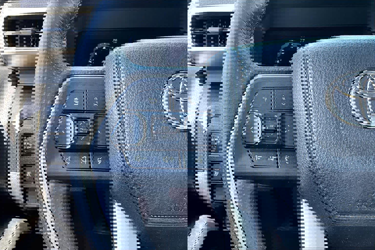 Used 2025 Toyota 4Runner Limited image 24