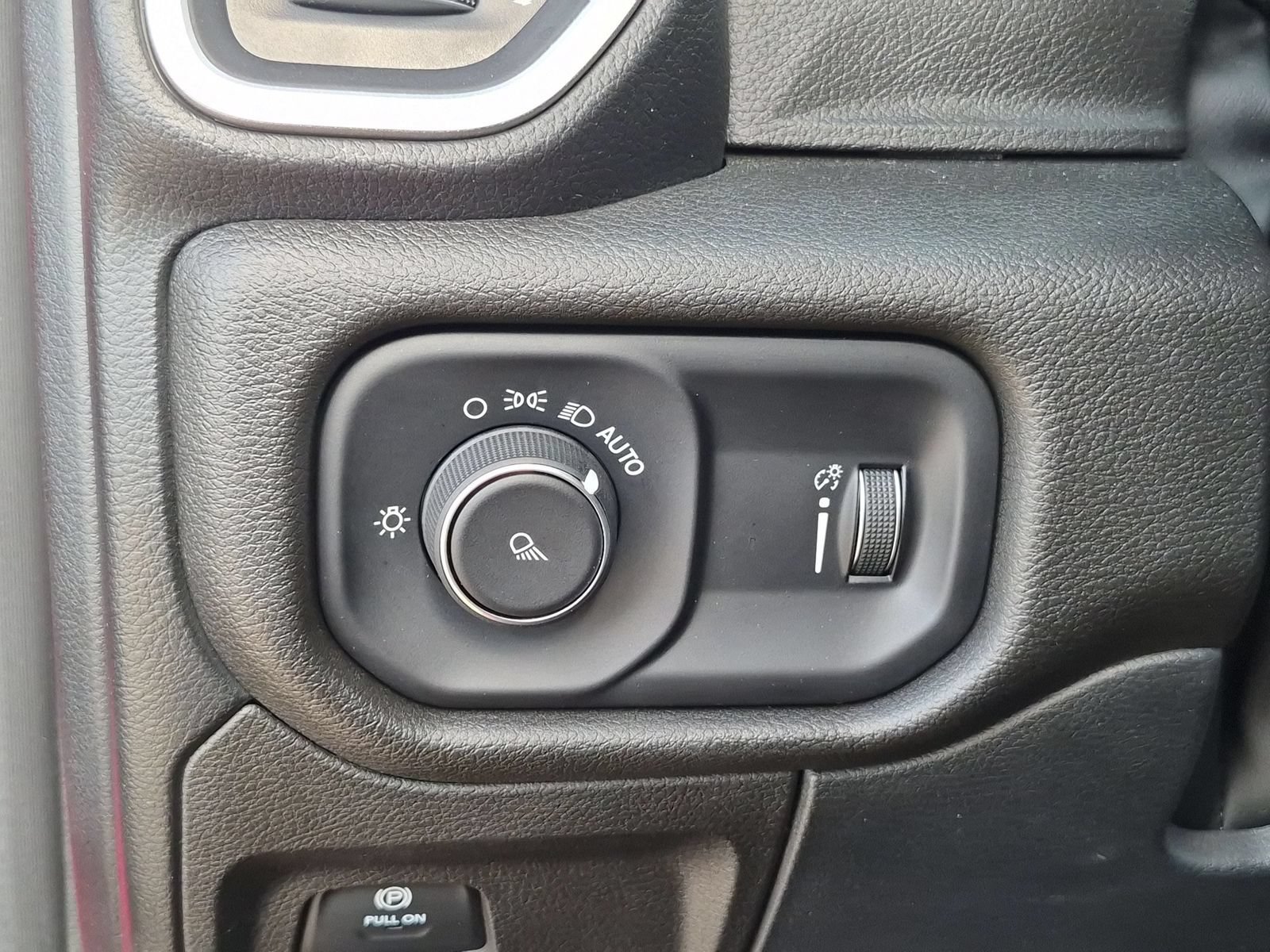 Used 2023 RAM 1500 Big Horn RWD image 21