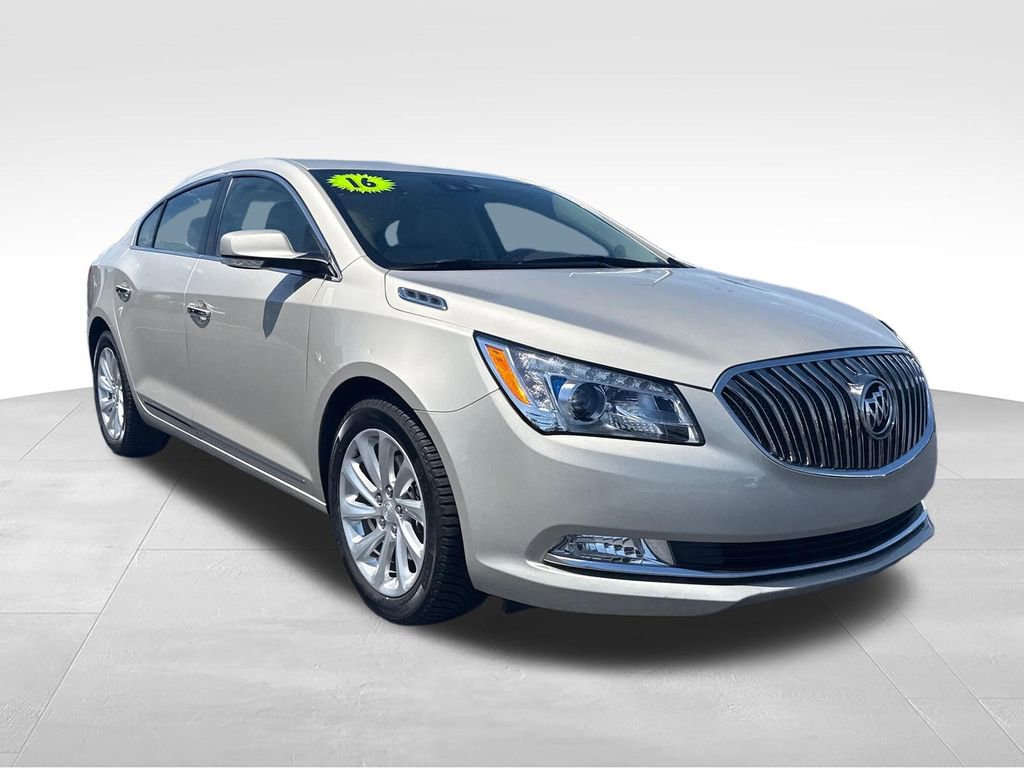 Used 2016 Buick LaCrosse Leather w/ Experience Buick Package FWD image 8