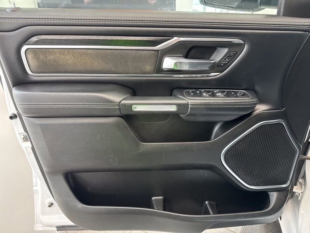 Used 2024 RAM 1500 Laramie AWD/4WD image 17