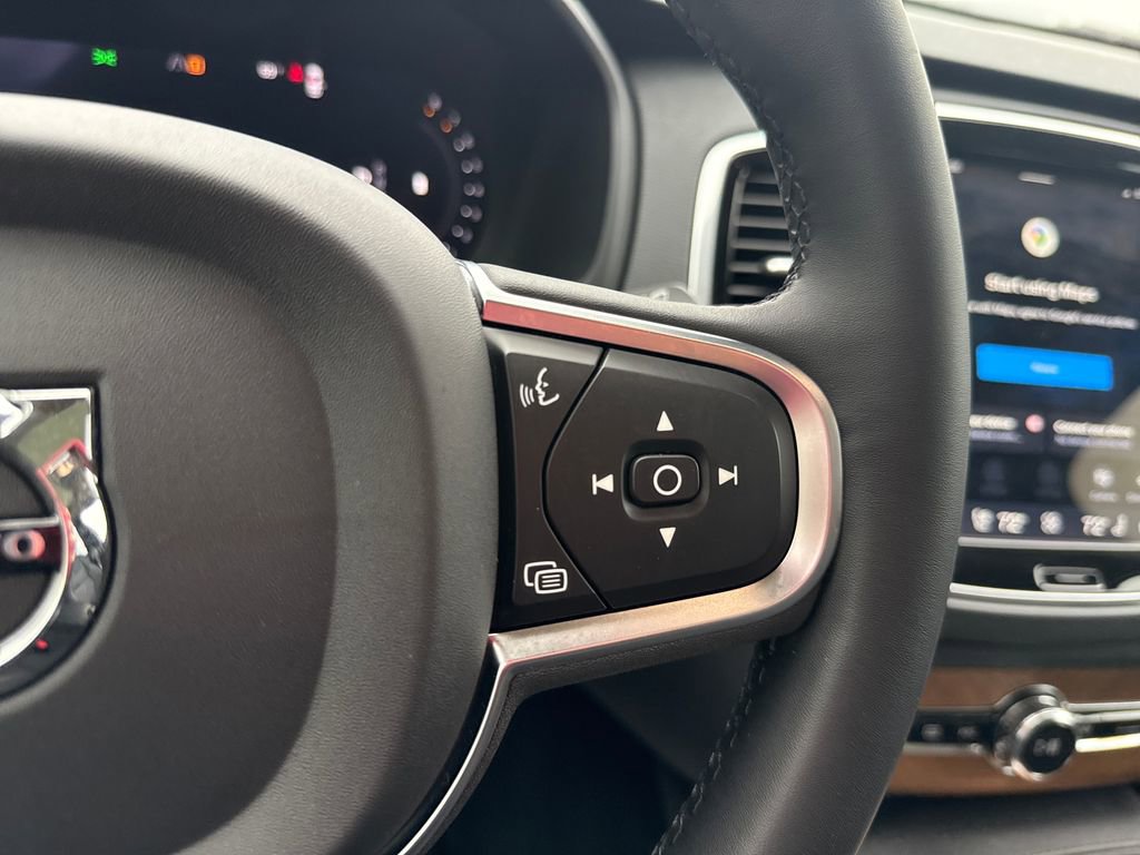Used 2024 Volvo XC90 B6 Plus w/ Protection Package image 21