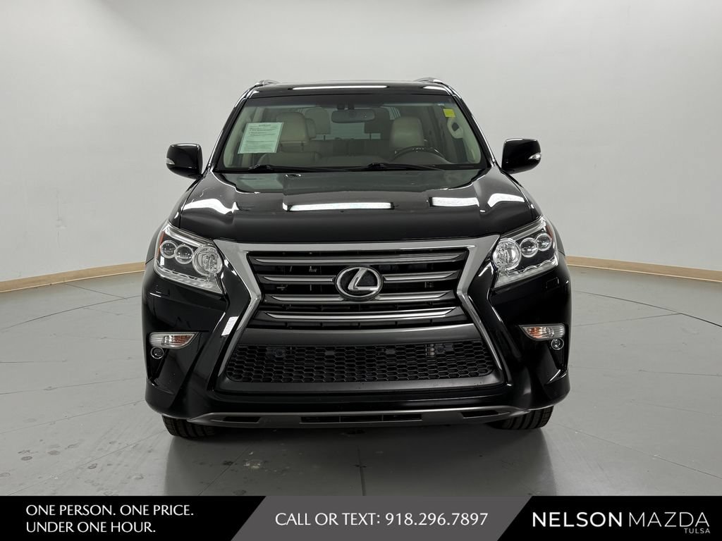 Used 2017 Lexus GX 460 Premium AWD/4WD image 2