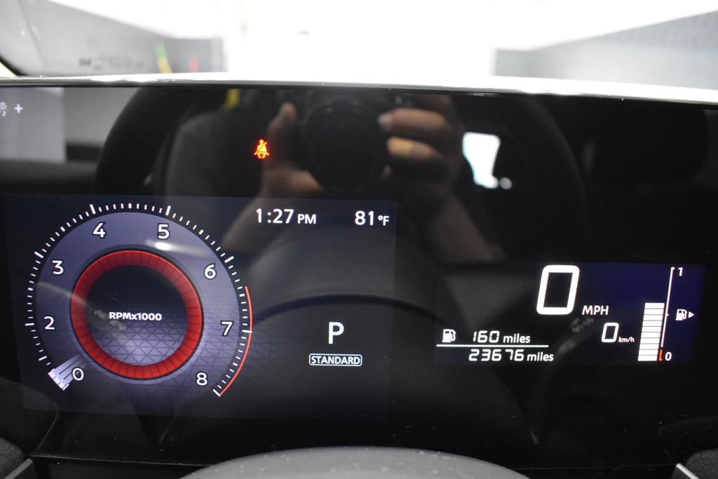Certified 2025 Nissan Kicks SV AWD/4WD image 26
