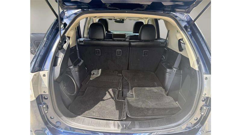Used 2014 Mitsubishi Outlander GT image 19