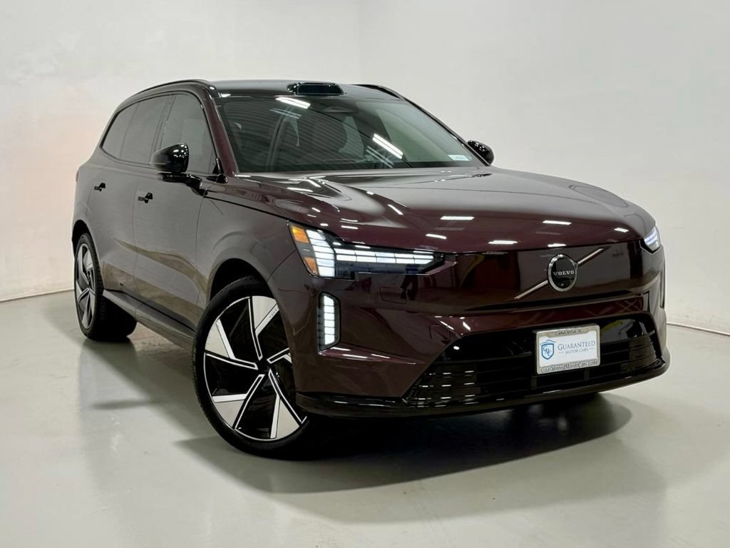 Used 2025 Volvo EX90 Ultra AWD/4WD image 4