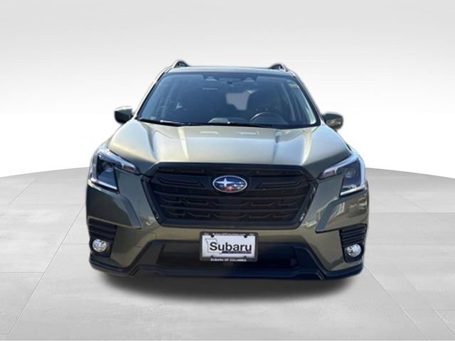 Used 2023 Subaru Forester Premium AWD/4WD image 2