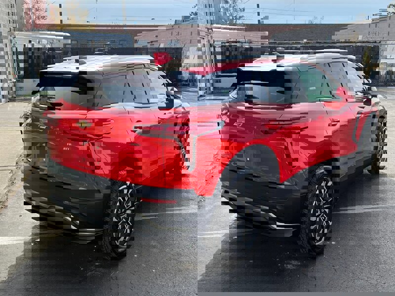 Used 2024 Chevrolet Blazer EV LT image 7