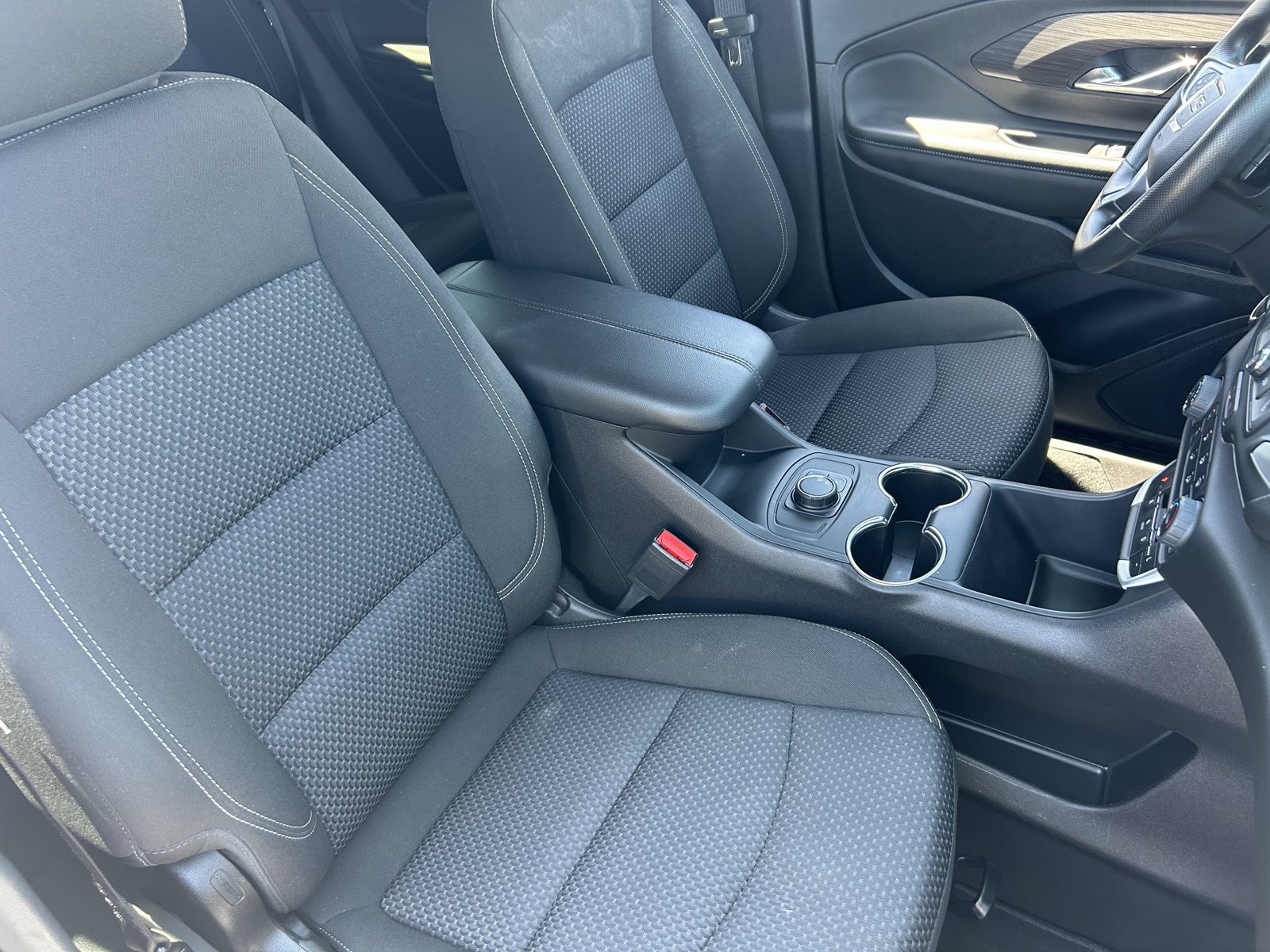 Certified 2024 GMC Terrain SLE FWD image 11