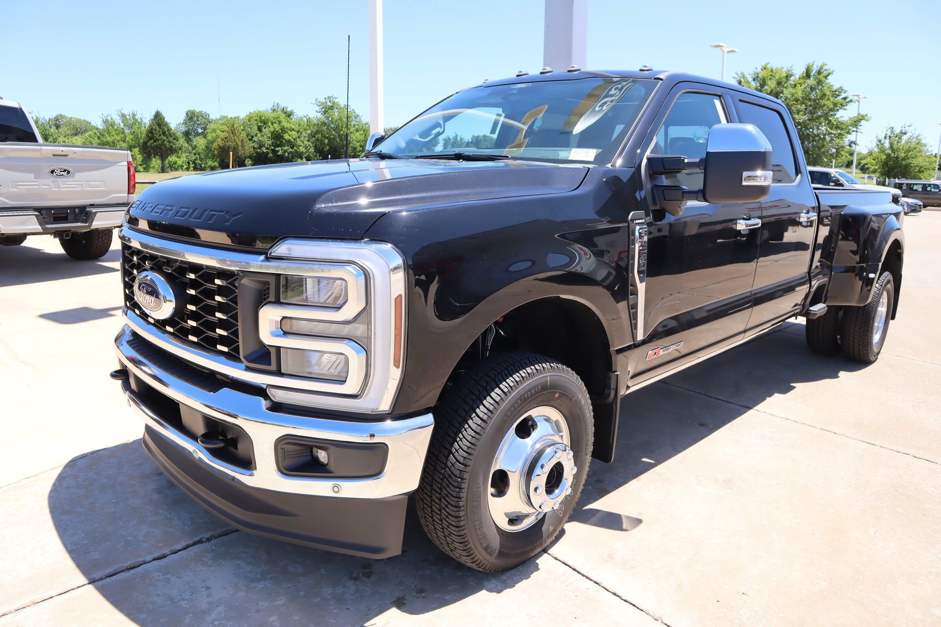 New 2026 Ford F350 Lariat w/ Lariat Ultimate Package AWD/4WD image 20