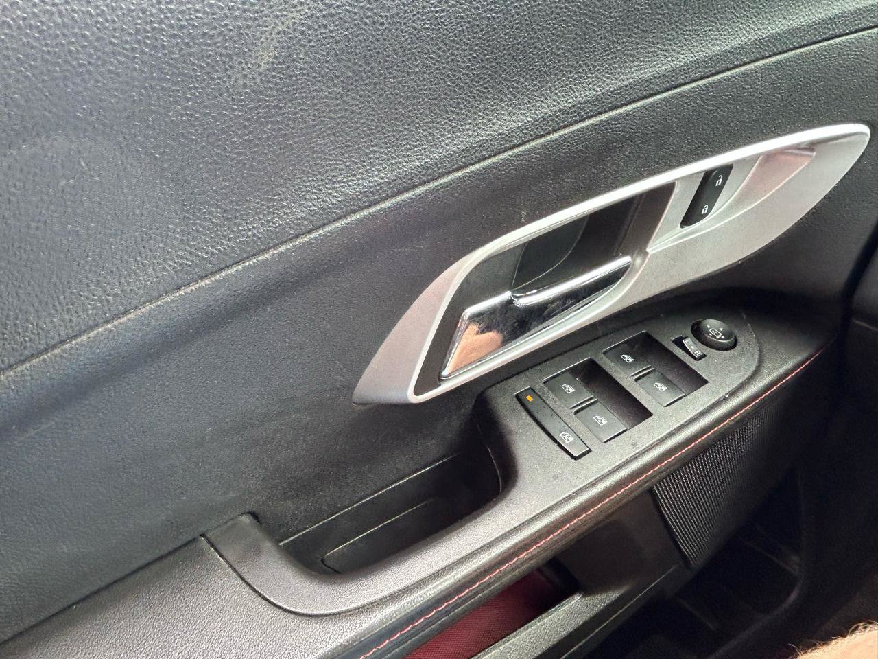 Used 2015 Chevrolet Equinox LT FWD image 27