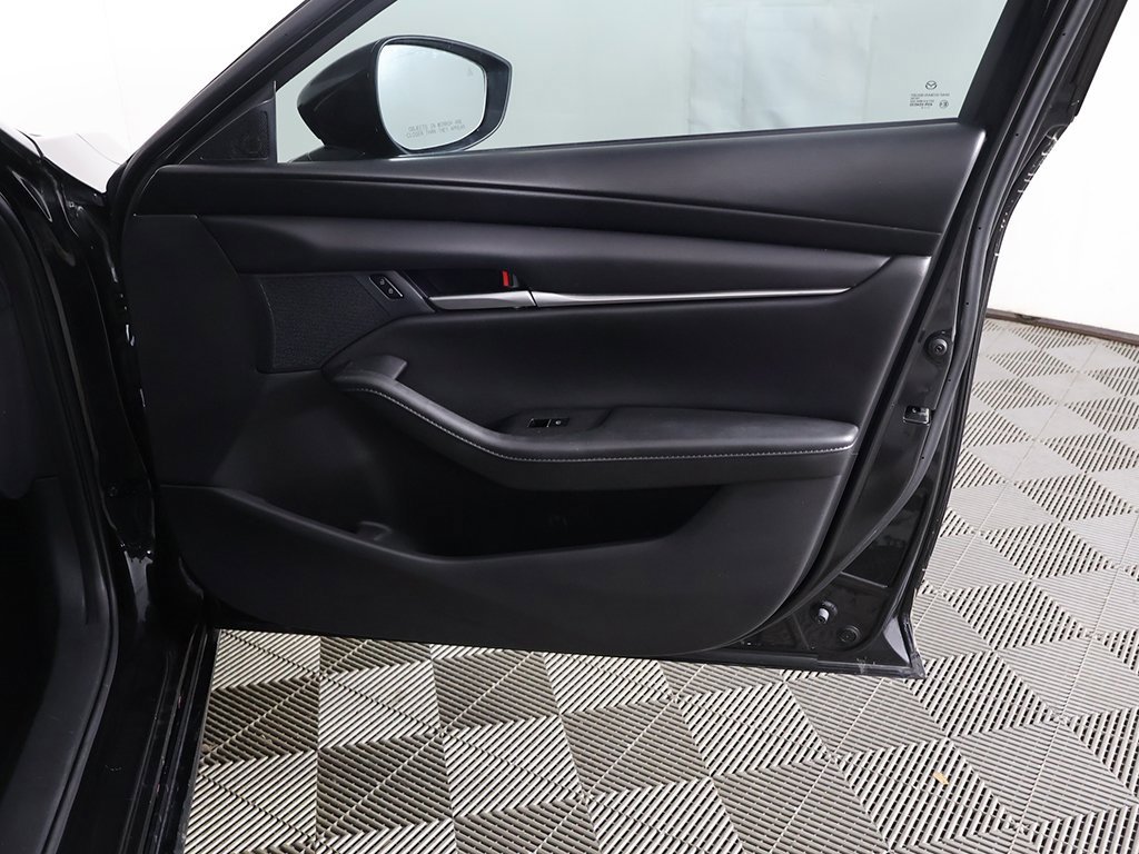 Used 2021 MAZDA MAZDA3 s image 21