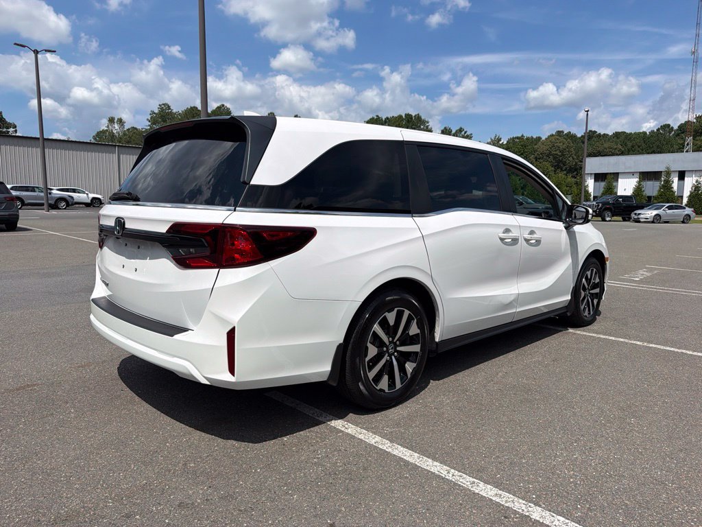 Certified 2026 Honda Odyssey EX-L image 5