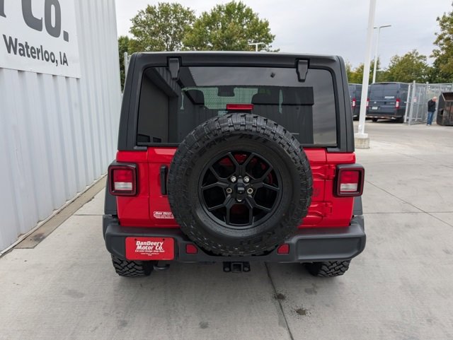 Used 2024 Jeep Wrangler Willys image 19