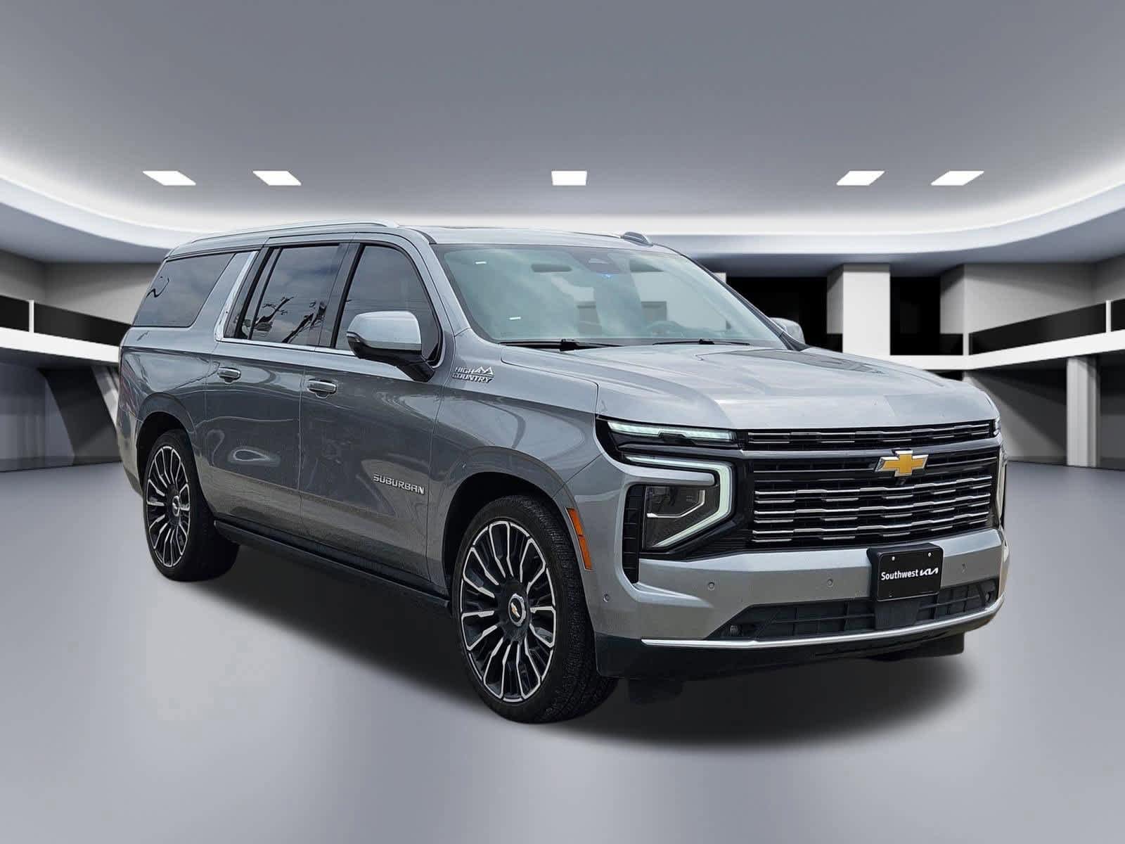 Used 2025 Chevrolet Suburban High Country AWD/4WD image 7