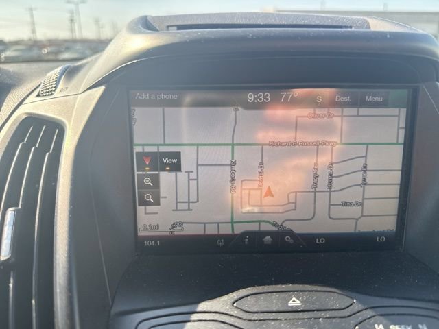 Used 2015 Ford Escape SE w/ SE Chrome Package image 24