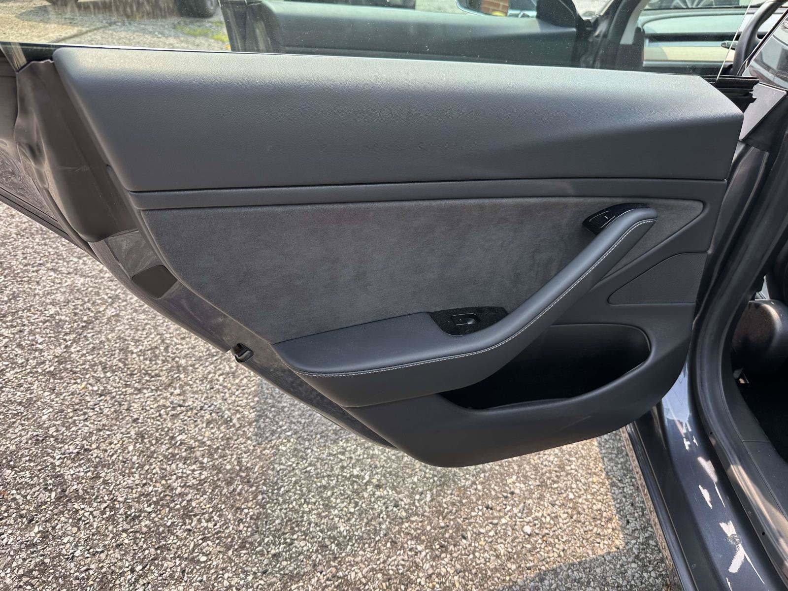 Used 2019 Tesla Model 3 Long Range AWD/4WD image 18