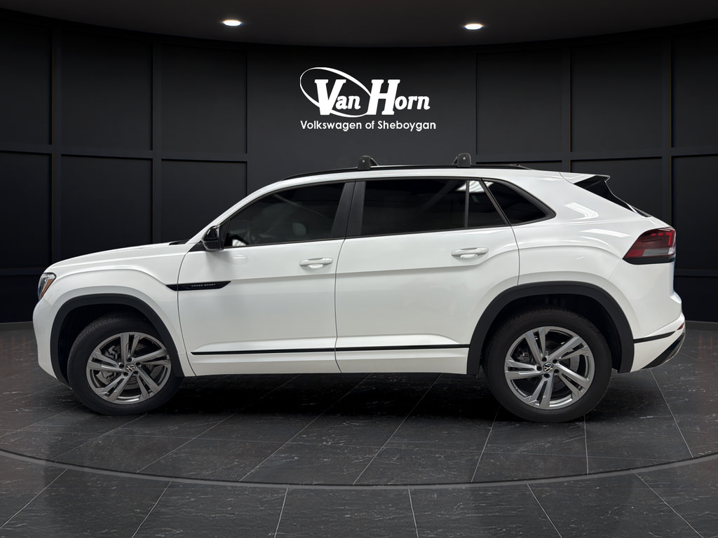 Used 2025 Volkswagen Atlas Cross Sport SEL R-Line AWD/4WD image 4