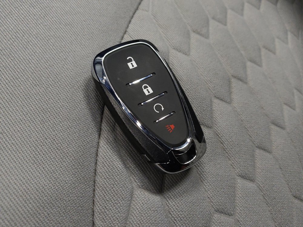 Used 2018 Chevrolet Equinox LS image 32