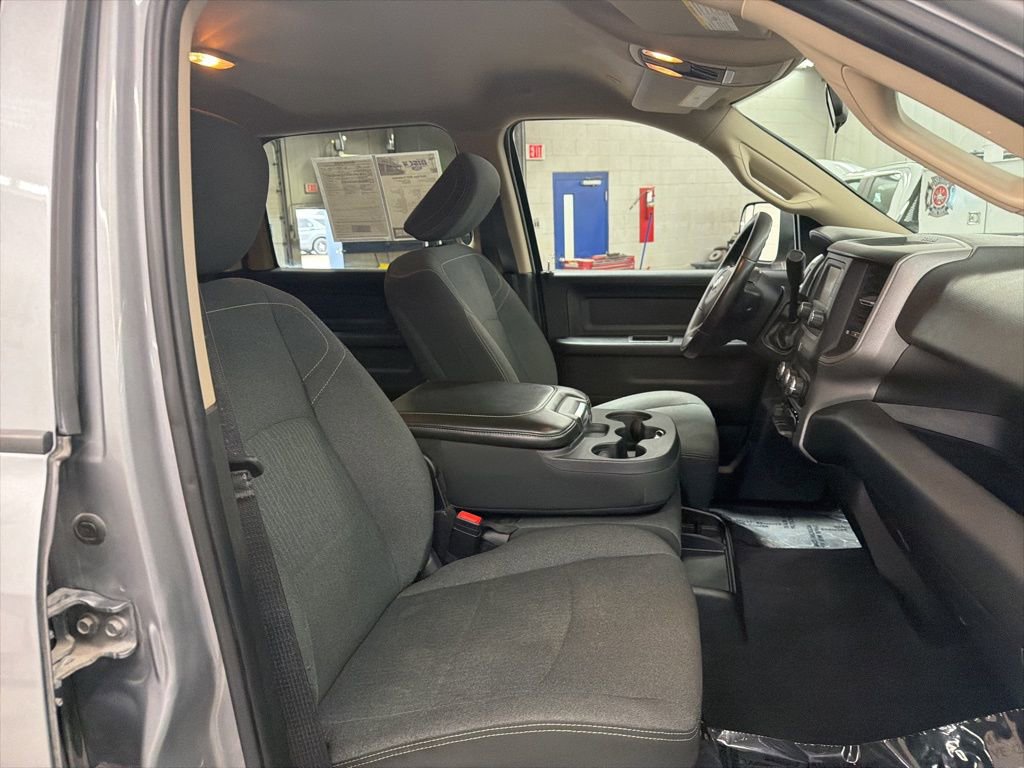 Used 2019 RAM 3500 Tradesman image 9