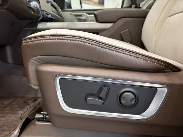 New 2027 RAM 1500 Laramie w/ Laramie Preferred Package AWD/4WD image 16
