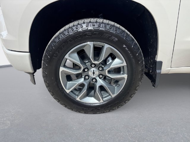 New 2026 Chevrolet Silverado 1500 RST w/ RST All Star Premium Package AWD/4WD image 10