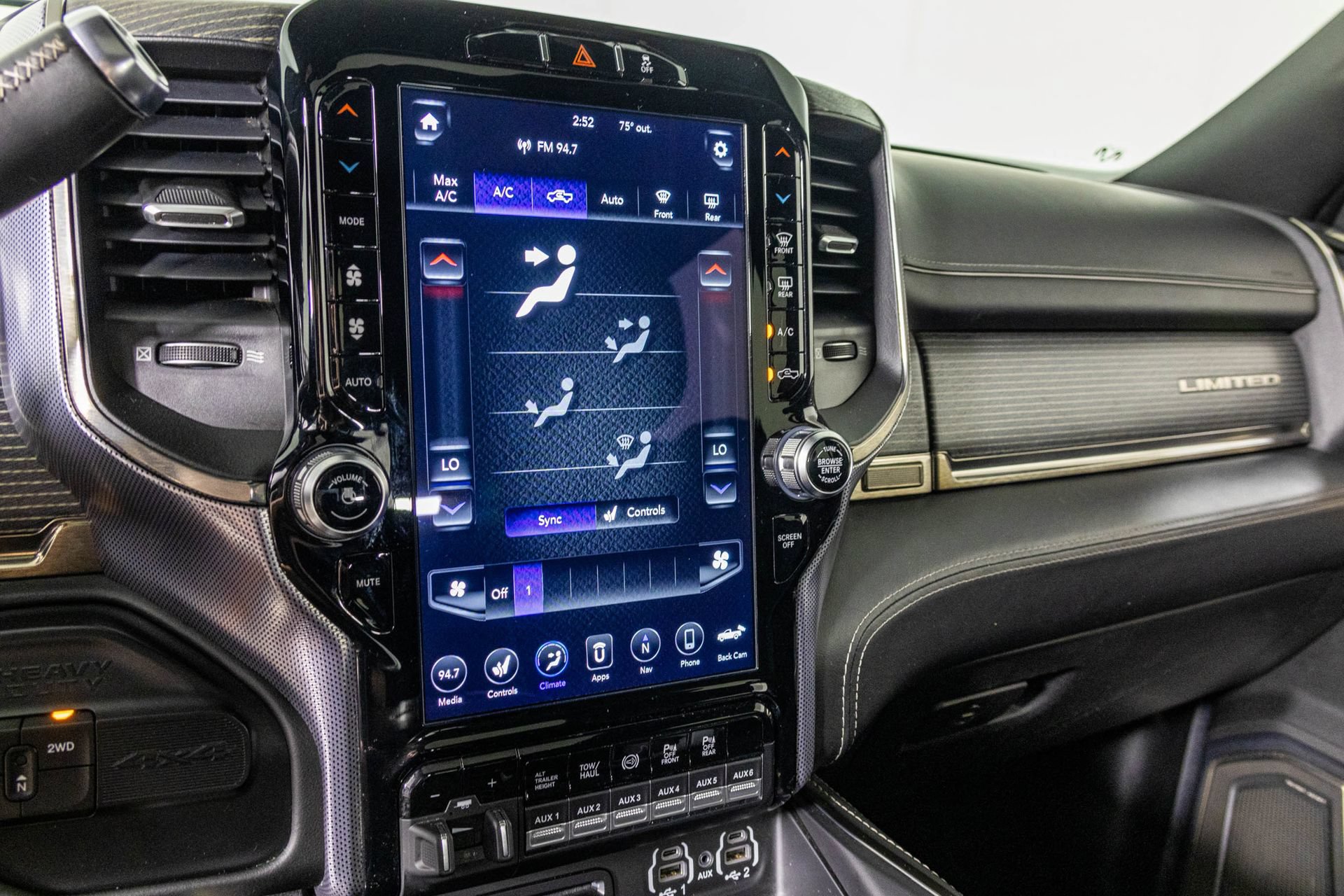 Used 2019 RAM 3500 Limited AWD/4WD image 29