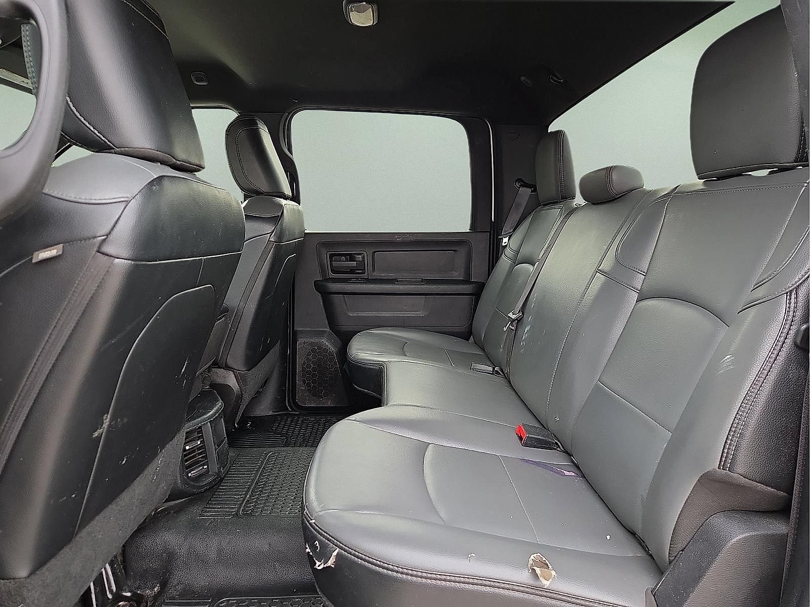 Used 2022 RAM 2500 Tradesman w/ Chrome Appearance Group AWD/4WD image 10